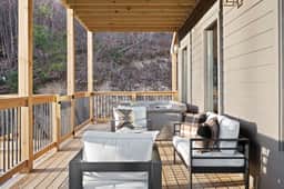 Modern Mountain Escape w/ Views, Hot Tub & Fireplace