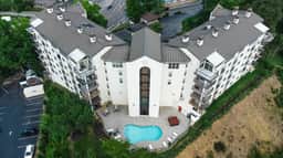 Little Bear Castle #304! Mountain and city views!!