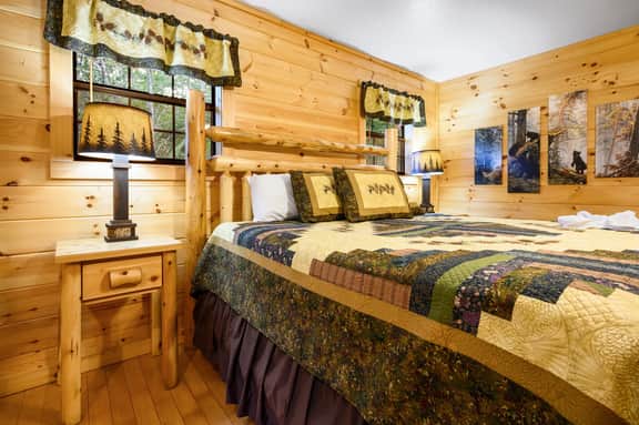 Pure Cabin Serenity Awaits – Book Your Escape!