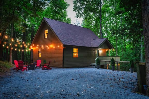 Whispering Pines Hideaway