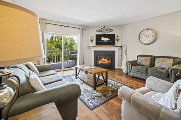 It's Got It All! Whispering Pines 422