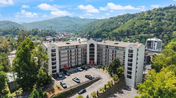 Gatlinburg Chateau 107