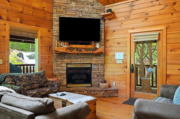 Bourbon Bear Lodge