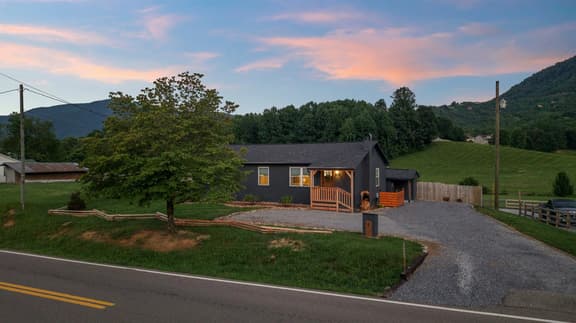 Valley View Cottage