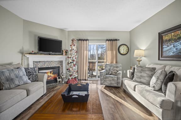 Hello Sunshine! Whispering Pines 314
