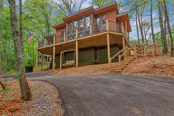 Bearfoot Hideaway